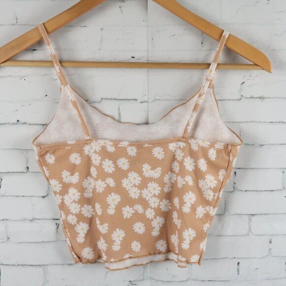 SHEIN TAN WITH DAISY PRINT RIBBED CAMISOLE CROP TOP SIZE XS - Picture 3 of 4